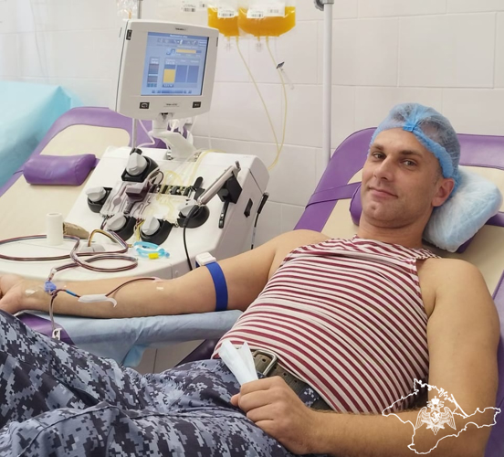 Росгвардейцы сдали кровь для медучреждений Севастополя