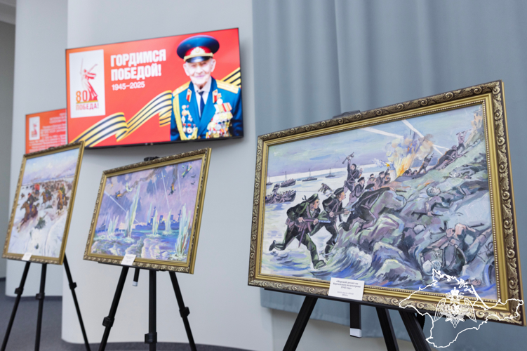 Росгвардейцы приняли участие в открытии выставки картин подшефного ветерана Великой Отечественной войны