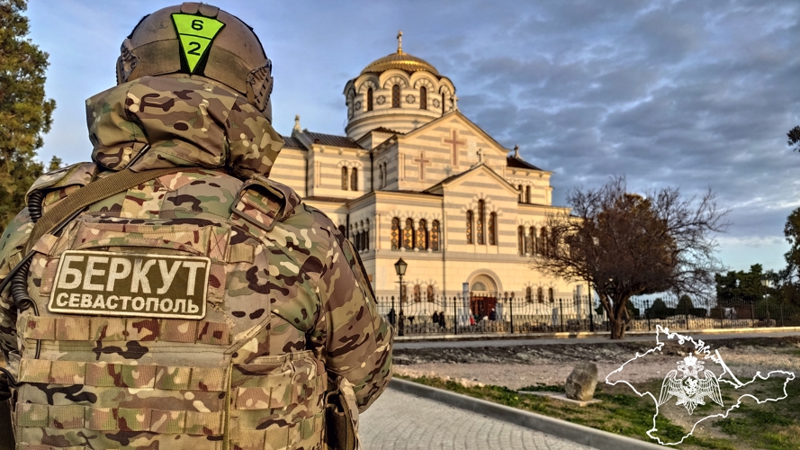 В Крыму и Севастополе Росгвардия обеспечила безопасность во время празднования Пасхи