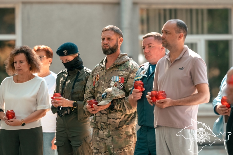 В Крыму и Севастополе Росгвардейцы приняли участие в мероприятиях ко Дню солидарности в борьбе с терроризмом