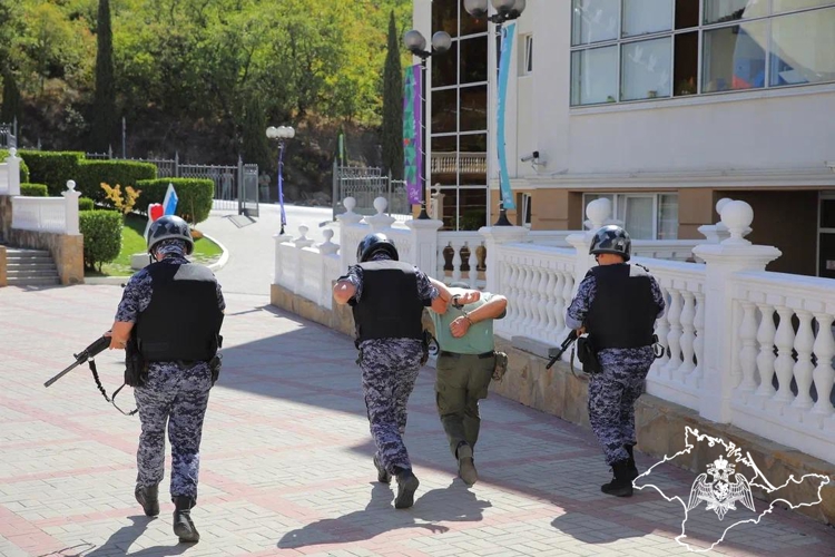 Крымские росгвардейцы приняли участие в проведении всероссийских антитеррористических учений
