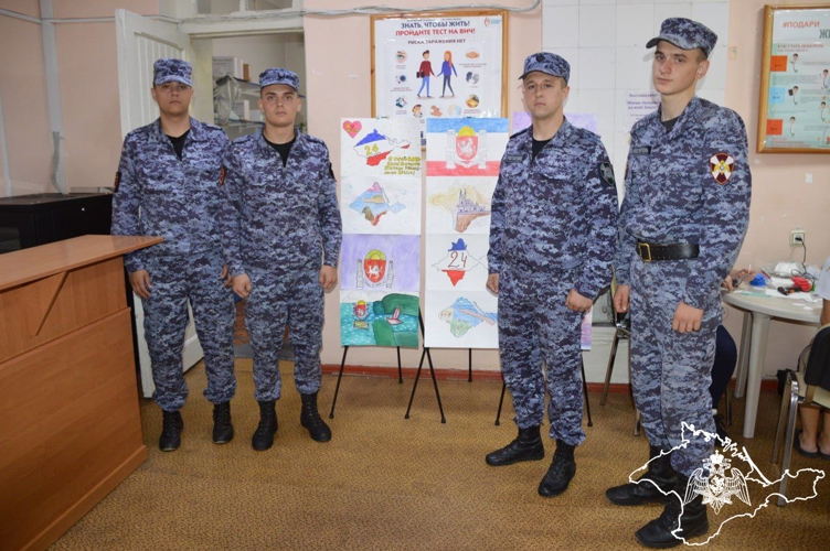 Росгвардейцы стали донорами ялтинского «Центра крови»