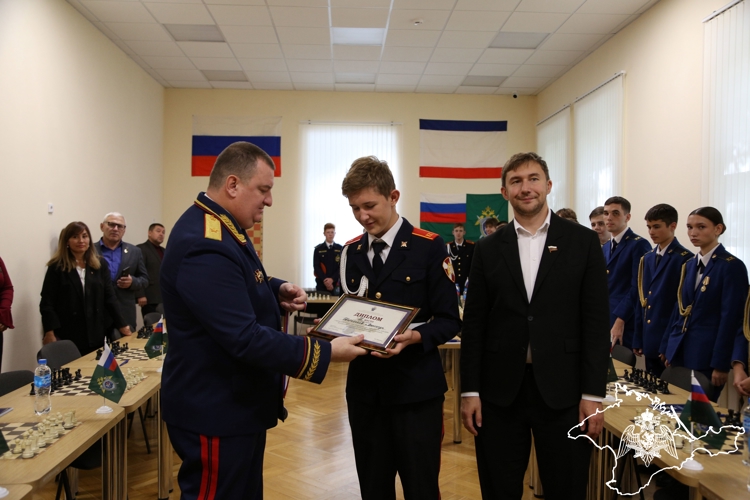 В Крыму состоялся турнир по шахматам среди учащихся профильных классов силовых ведомств региона