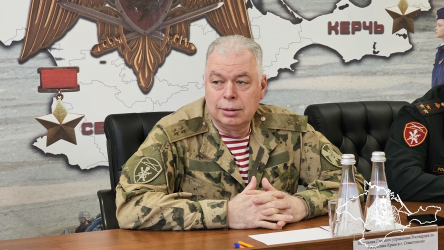 Начальник крымского территориального органа Росгвардии встретился с выпускниками ведомственных вузов в Севастополе