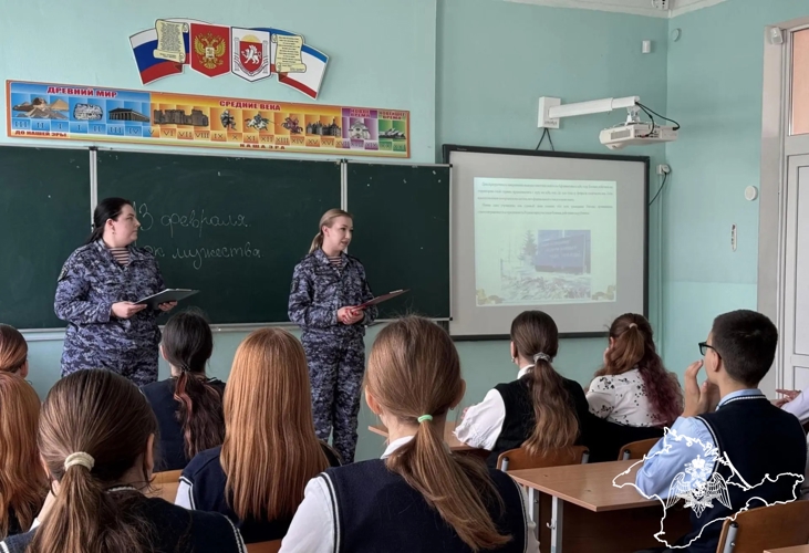 Ко Дню памяти о россиянах, исполнявших служебный долг за пределами Отечества росгвардейцы провели Уроки мужества в Крыму и Севастополе