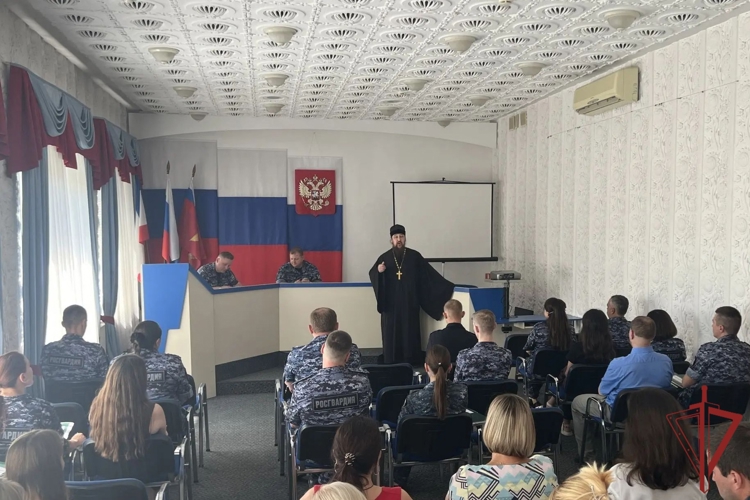 Росгвардейцы Крыма и Севастополя отметили День Крещения Руси 