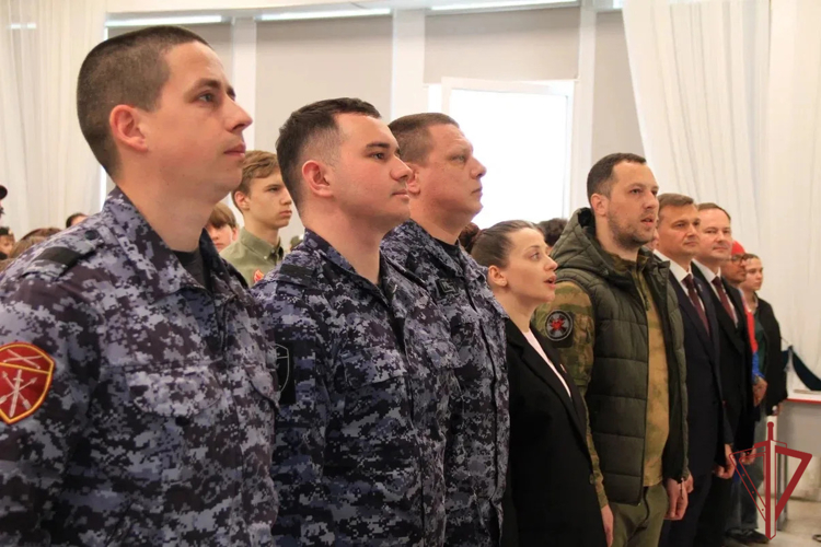 Росгвардейцы в Крыму приняли участие в судействе Всероссийской игры «Зарница 2.0» 