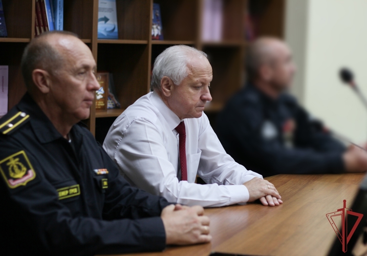 Росгвардия приняла участие в открытии второго тура проекта клуба военно-спортивной подготовки «Грифон» в Севастополе